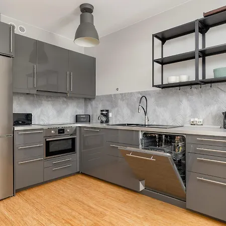 Jantar Maritimo * 科沃布热格